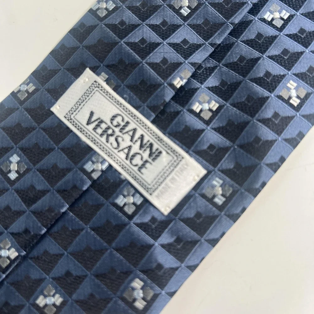 Gianni Versace Silk Tie Mens Blue Geometric Medusa Logo Made In Italy Necktie